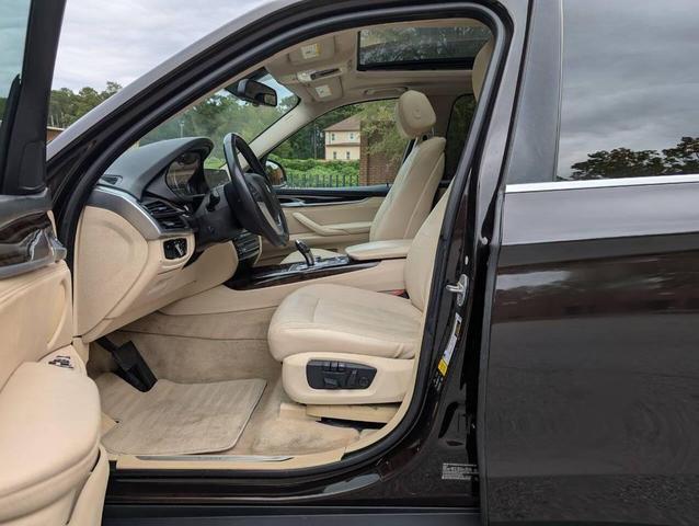 Photo of 2015 Sparkling Brown Metallic BMW X5