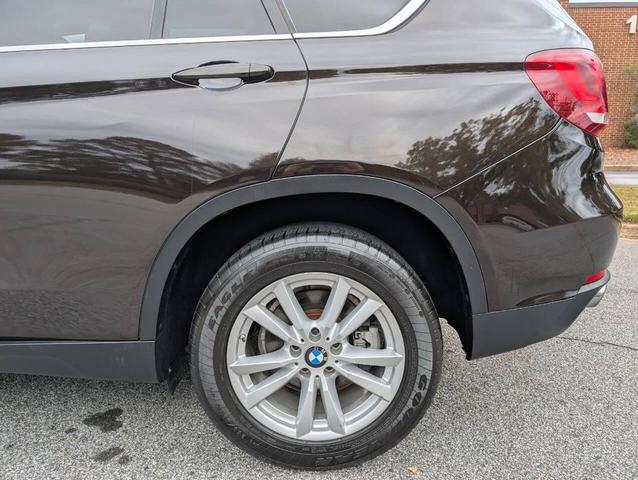 Photo of 2015 Sparkling Brown Metallic BMW X5