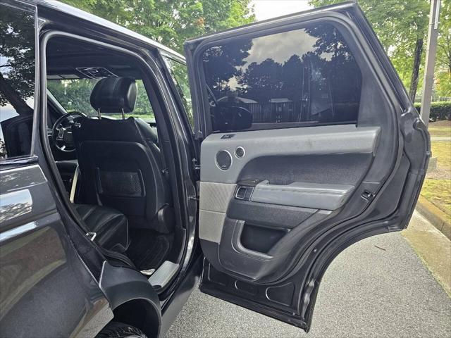 Photo of 2014 Gray Land Rover Range Rover Sport