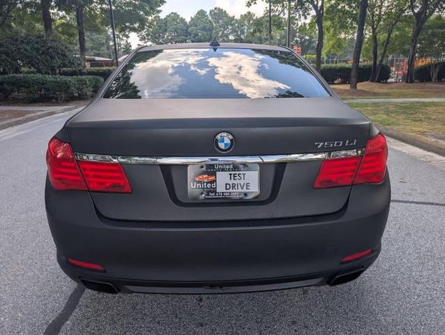 Photo of 2012 Black BMW 750