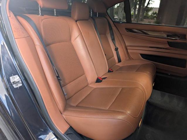 Photo of 2012 Black BMW 750