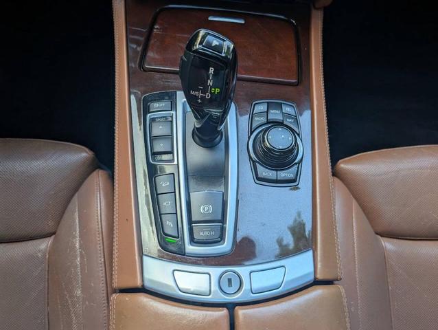 Photo of 2012 Black BMW 750