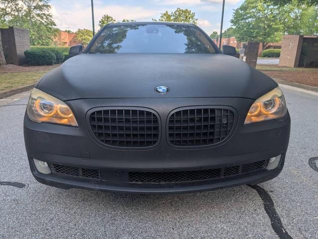 Photo of 2012 Black BMW 750