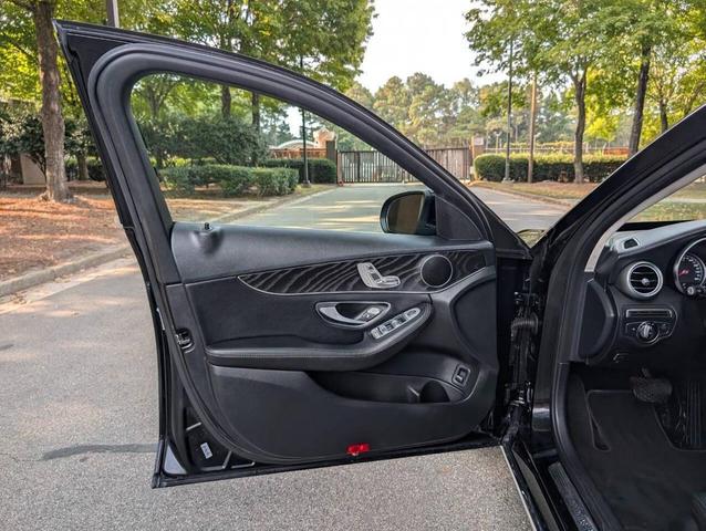 Photo of 2017 Black Mercedes-Benz C-Class