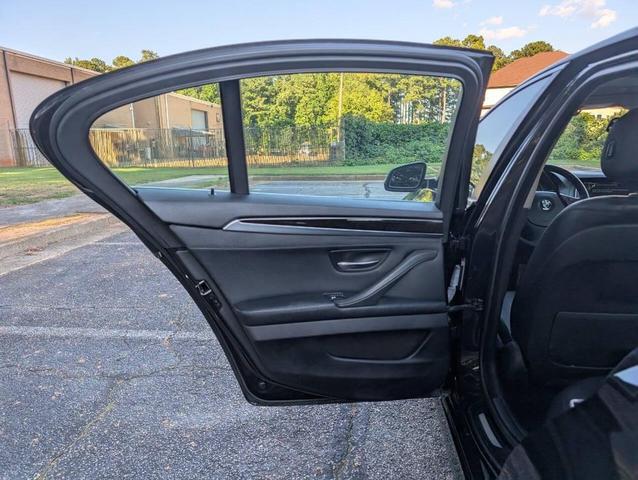 Photo of 2014 Black BMW 528