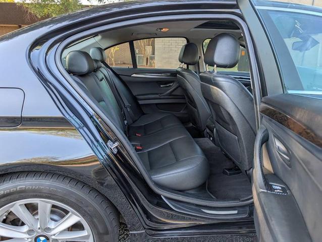 Photo of 2014 Black BMW 528