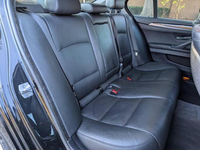 Photo of 2014 Black BMW 528