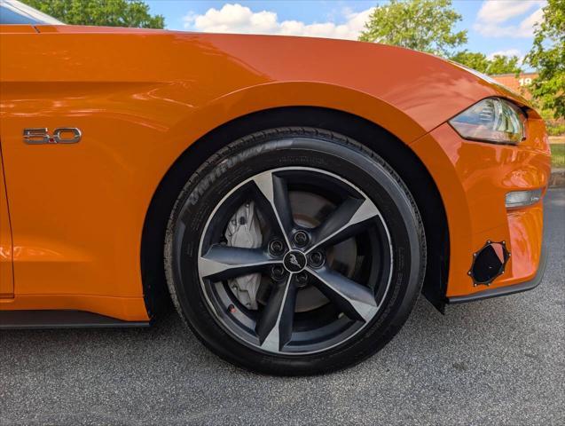 Photo of 2021 Twister Orange Tri-Coat Ford Mustang