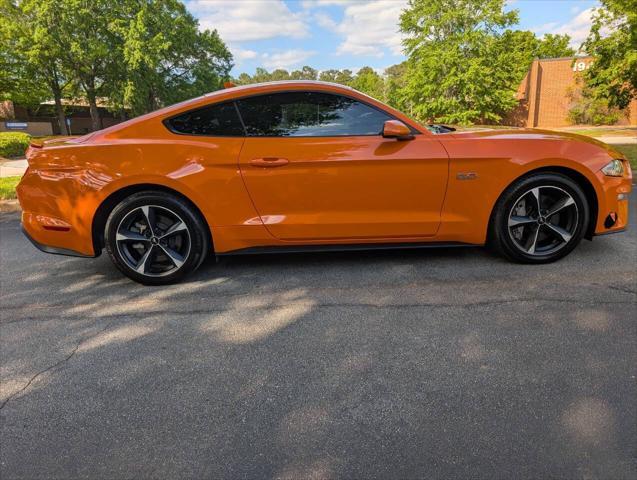 Photo of 2021 Twister Orange Tri-Coat Ford Mustang