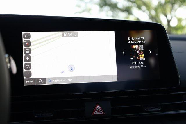 Photo of 2025 Abyss Black Hyundai ELANTRA