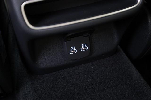 Photo of 2025 Vik Black Genesis GV80