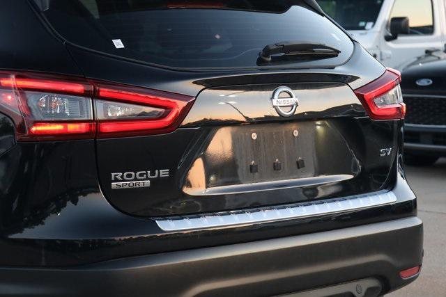 Photo of 2021 Magnetic Black Pearl Nissan Rogue Sport