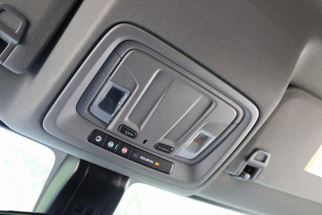 Photo of 2021 Silver Ice Metallic Chevrolet Silverado 1500