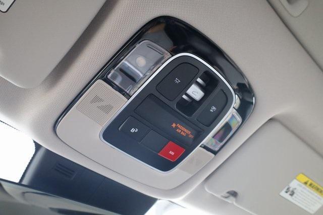 Photo of 2025 Phantom Black Hyundai TUCSON