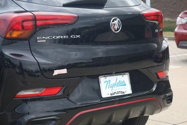 Photo of 2021 Ebony Twilight Metallic Buick Encore GX