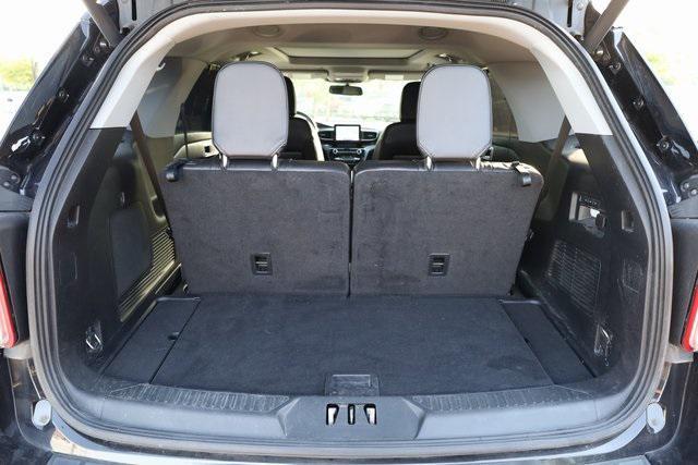Photo of 2022 Agate Black Metallic Ford Explorer