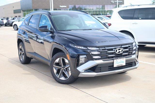 Photo of 2025 Deep Sea Hyundai TUCSON Hybrid