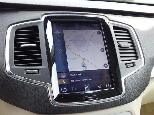 Photo of 2016 Luminous Sand Volvo XC90