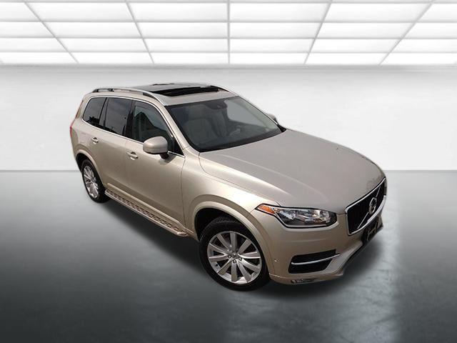 Photo of 2016 Luminous Sand Volvo XC90