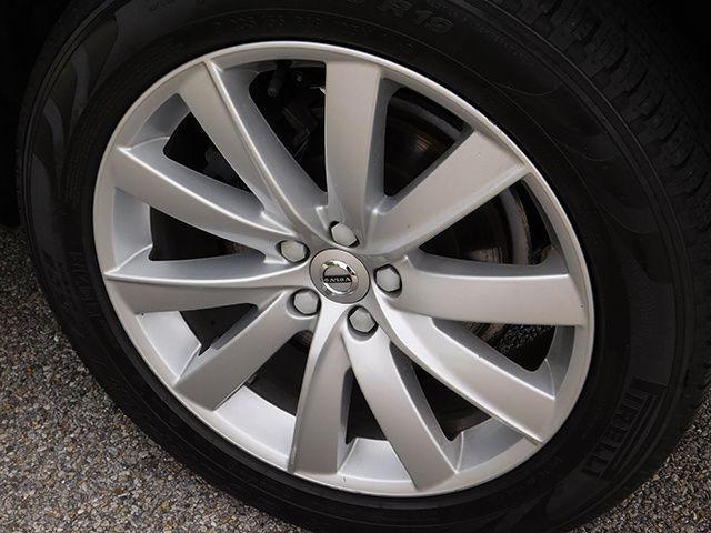 Photo of 2016 Luminous Sand Volvo XC90