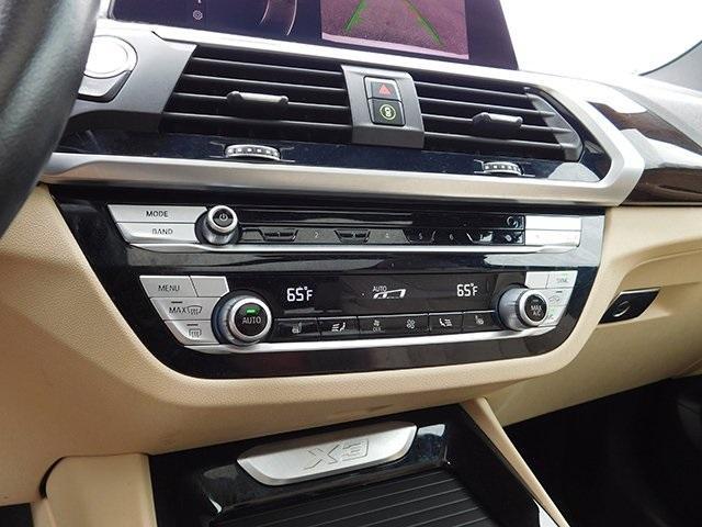Photo of 2021 Mineral White Metallic BMW X3