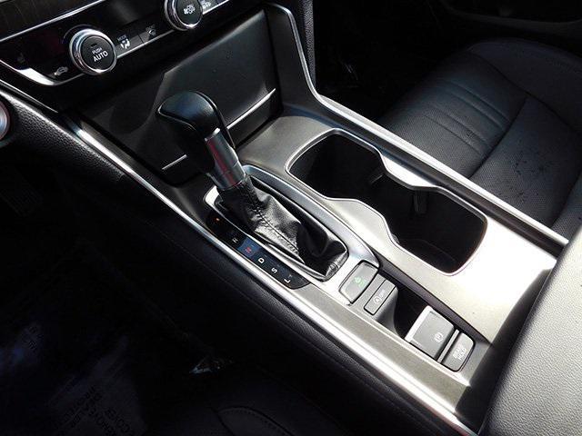 Photo of 2021 Platinum White Pearl Honda Accord