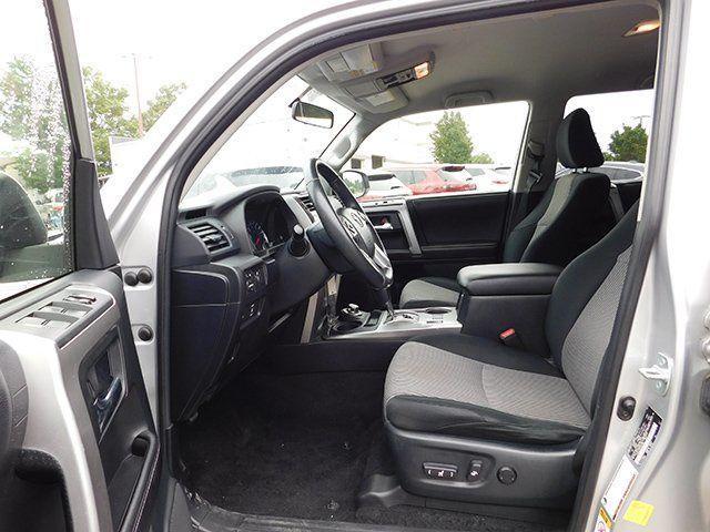 Photo of 2016 Silver Toyota 4Runner