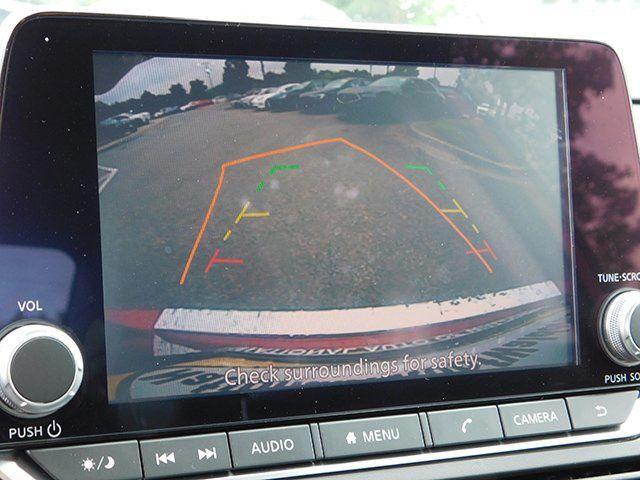 Photo of 2022 Scarlet Ember Nissan Altima