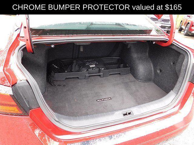 Photo of 2022 Scarlet Ember Nissan Altima