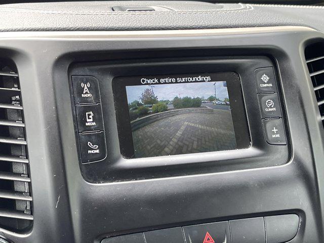 Photo of 2015 Brilliant Black Crystal Pearlcoat Jeep Cherokee