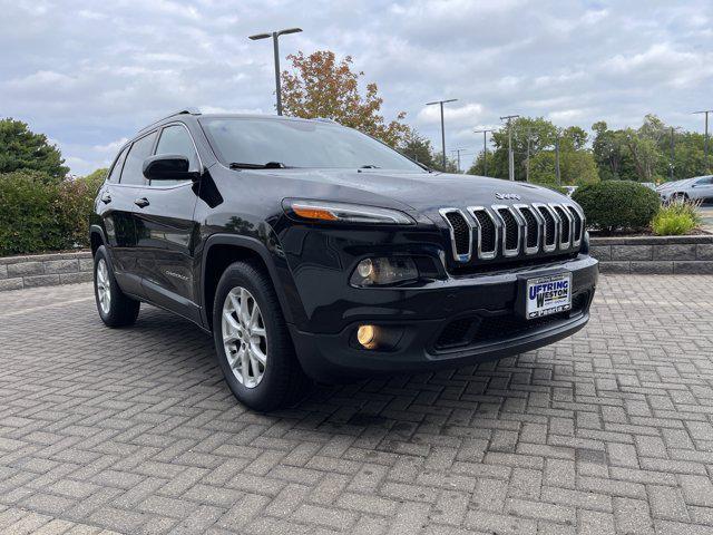 Photo of 2015 Brilliant Black Crystal Pearlcoat Jeep Cherokee