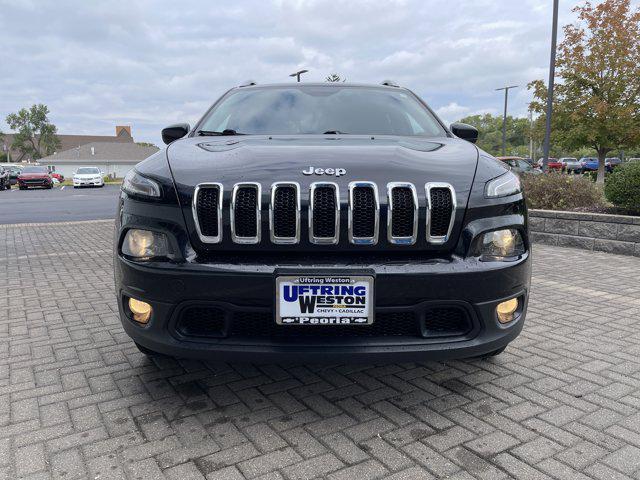 Photo of 2015 Brilliant Black Crystal Pearlcoat Jeep Cherokee