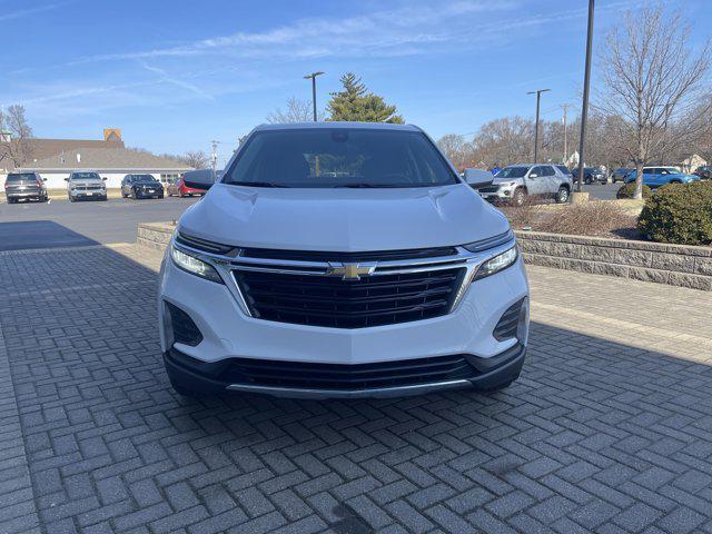 Photo of 2023 Summit White Chevrolet Equinox