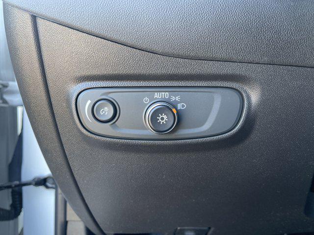 Photo of 2023 Summit White Chevrolet Equinox