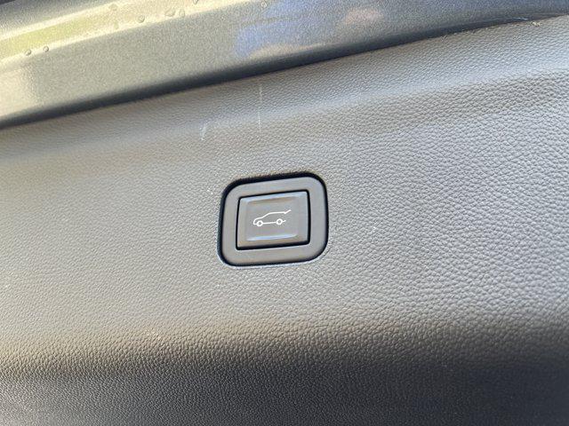Photo of 2023 Sage Metallic Buick Enclave