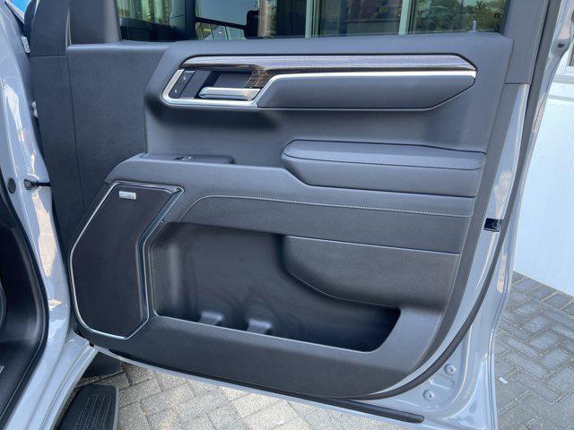 Photo of 2025 Slate Gray Metallic Chevrolet Silverado 1500