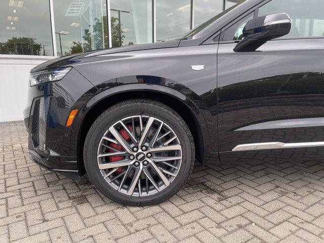 Photo of 2025 Stellar Black Metallic Cadillac XT6