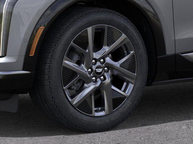 Photo of 2025 Argent Silver Metallic Cadillac OPTIQ