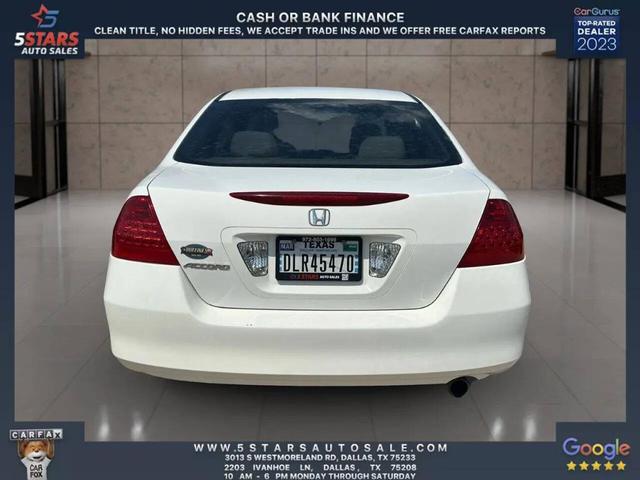 Photo of 2006 White Honda Accord
