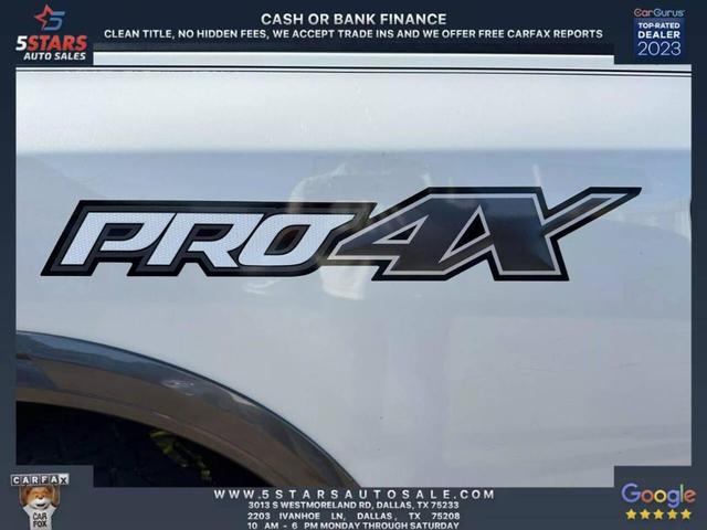 Photo of 2018 White Nissan Titan