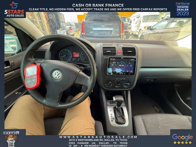 Photo of 2007 White Volkswagen Rabbit