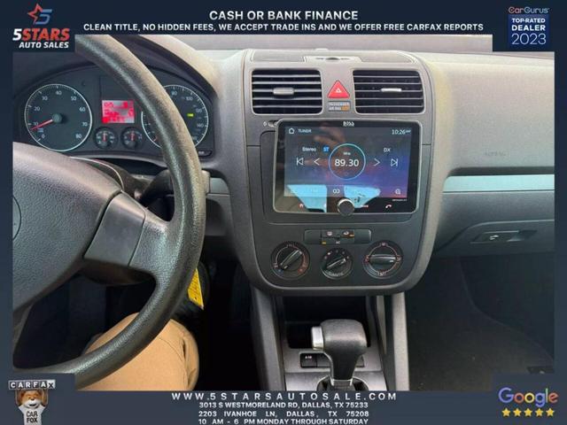 Photo of 2007 White Volkswagen Rabbit