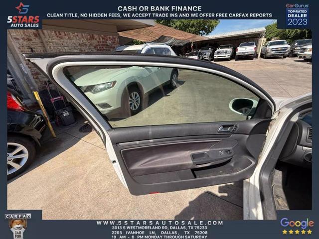 Photo of 2007 White Volkswagen Rabbit