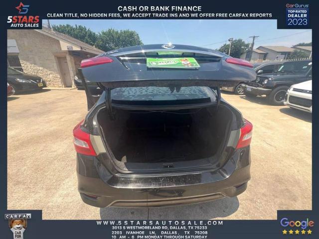 Photo of 2017 Black Nissan Sentra
