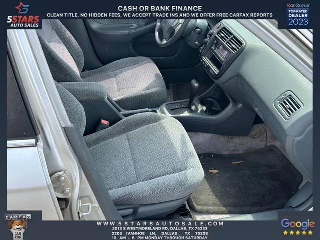 Photo of 2000 Gray Honda Civic