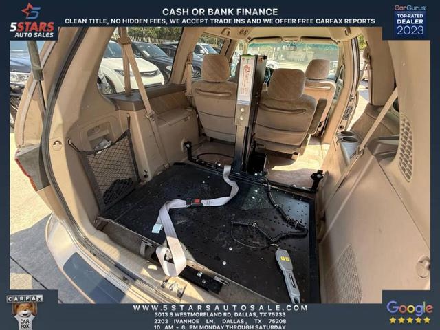 Photo of 2002 Gold Honda Odyssey