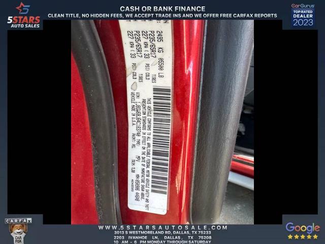 Photo of 2004 Red Jeep Grand Cherokee