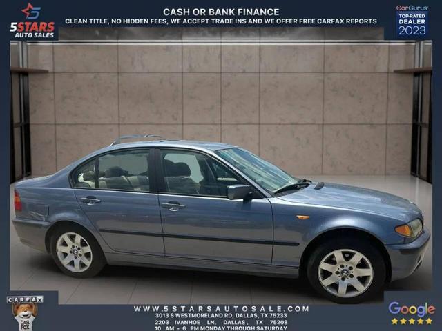 Photo of 2004 Blue BMW 325