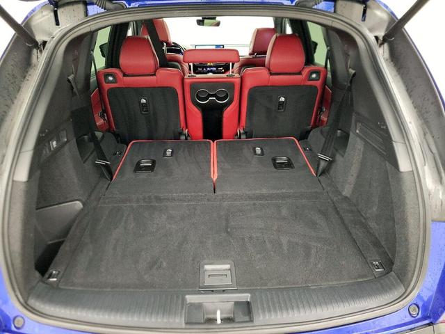 Photo of 2022 Blue Acura MDX