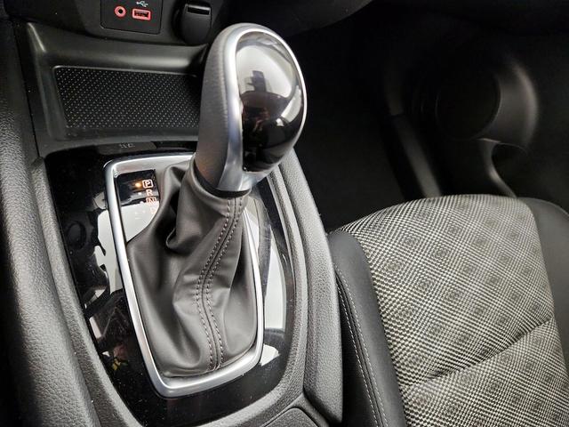 Photo of 2021 Silver Nissan Rogue Sport